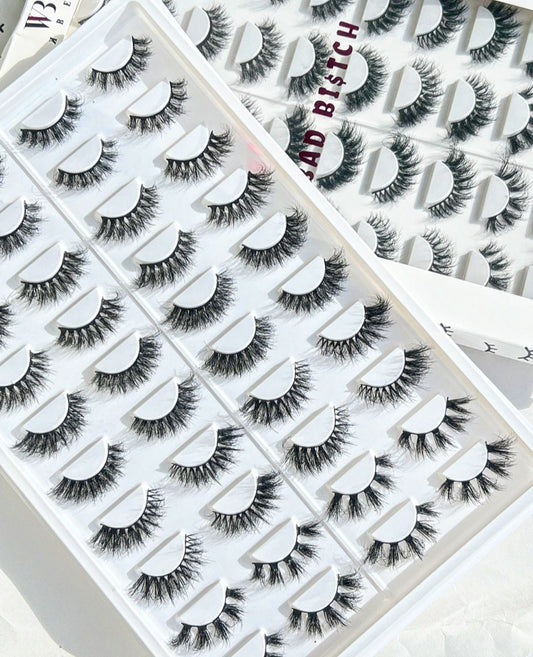 WYNKK 20 in 1 LASH TRAY (BAD BITCH)