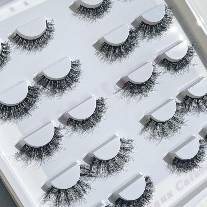 WYNKK 10 in 1 LASH TRAY (BADDIE ALERT)