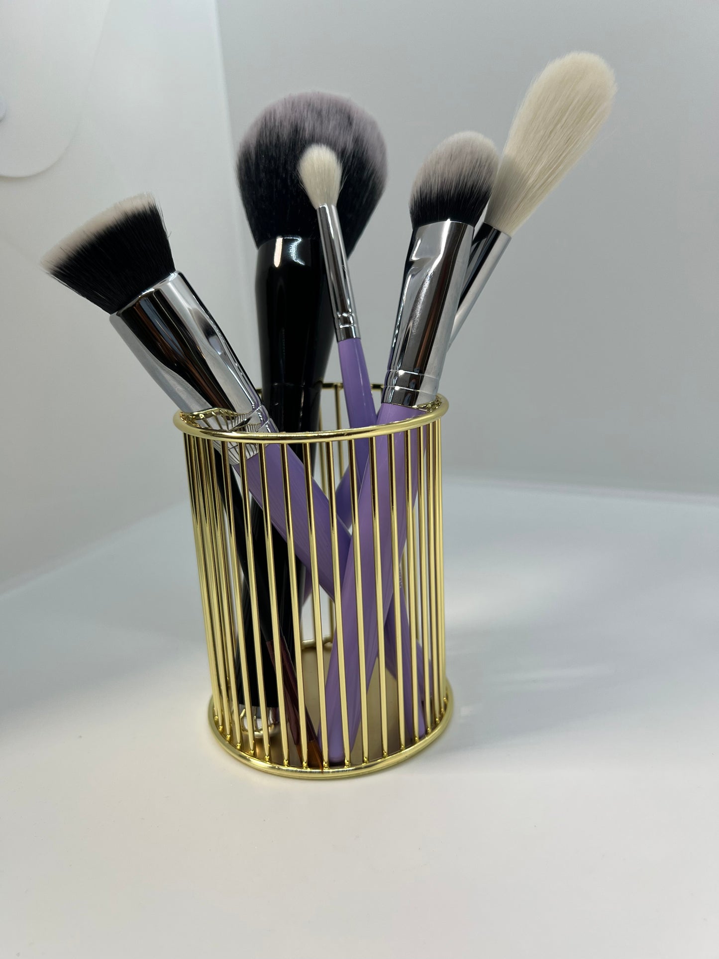 METAL BRUSH BASKET