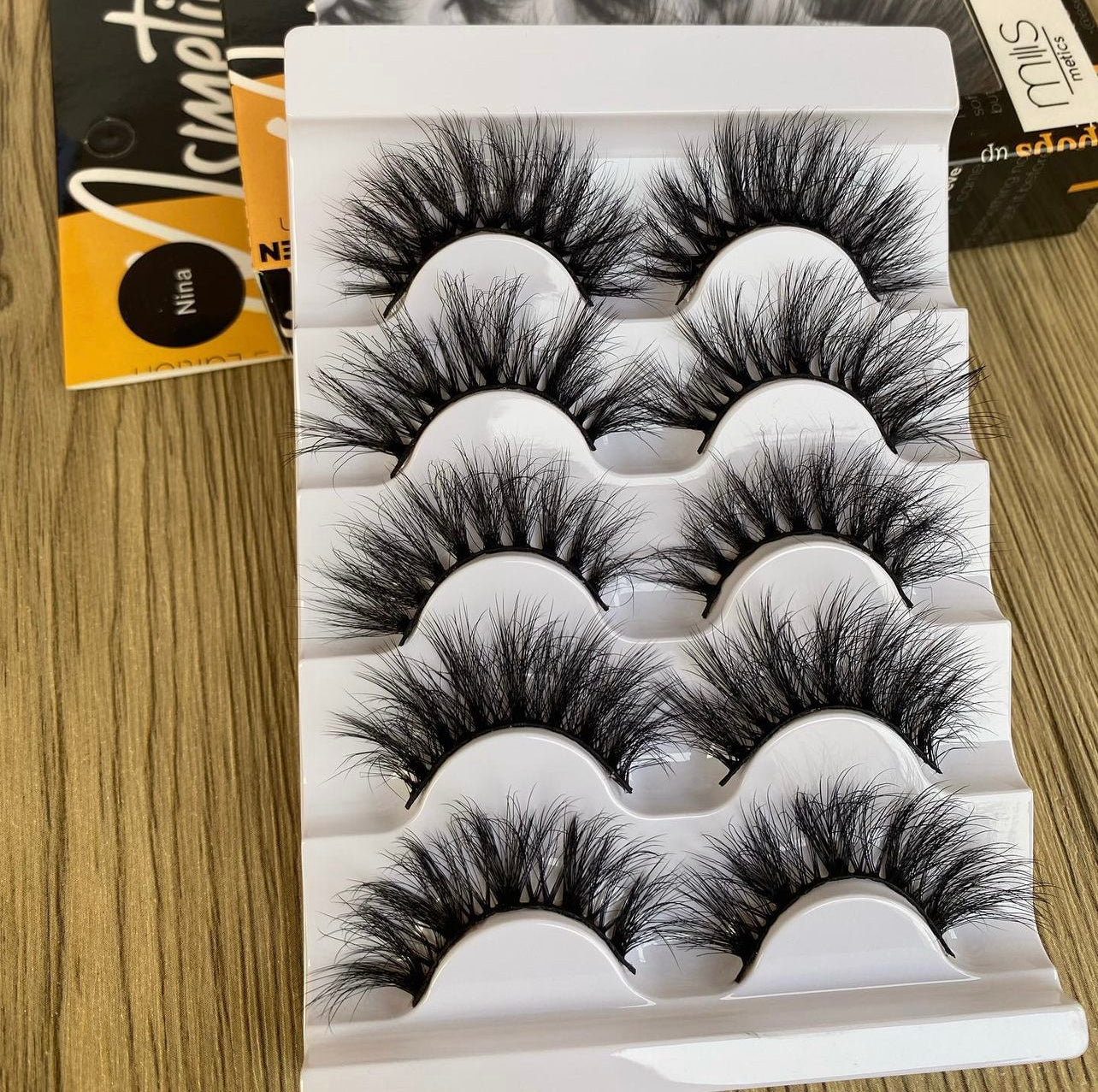 MSMETICS 5 in 1 LASH TRAY ‘NINA’