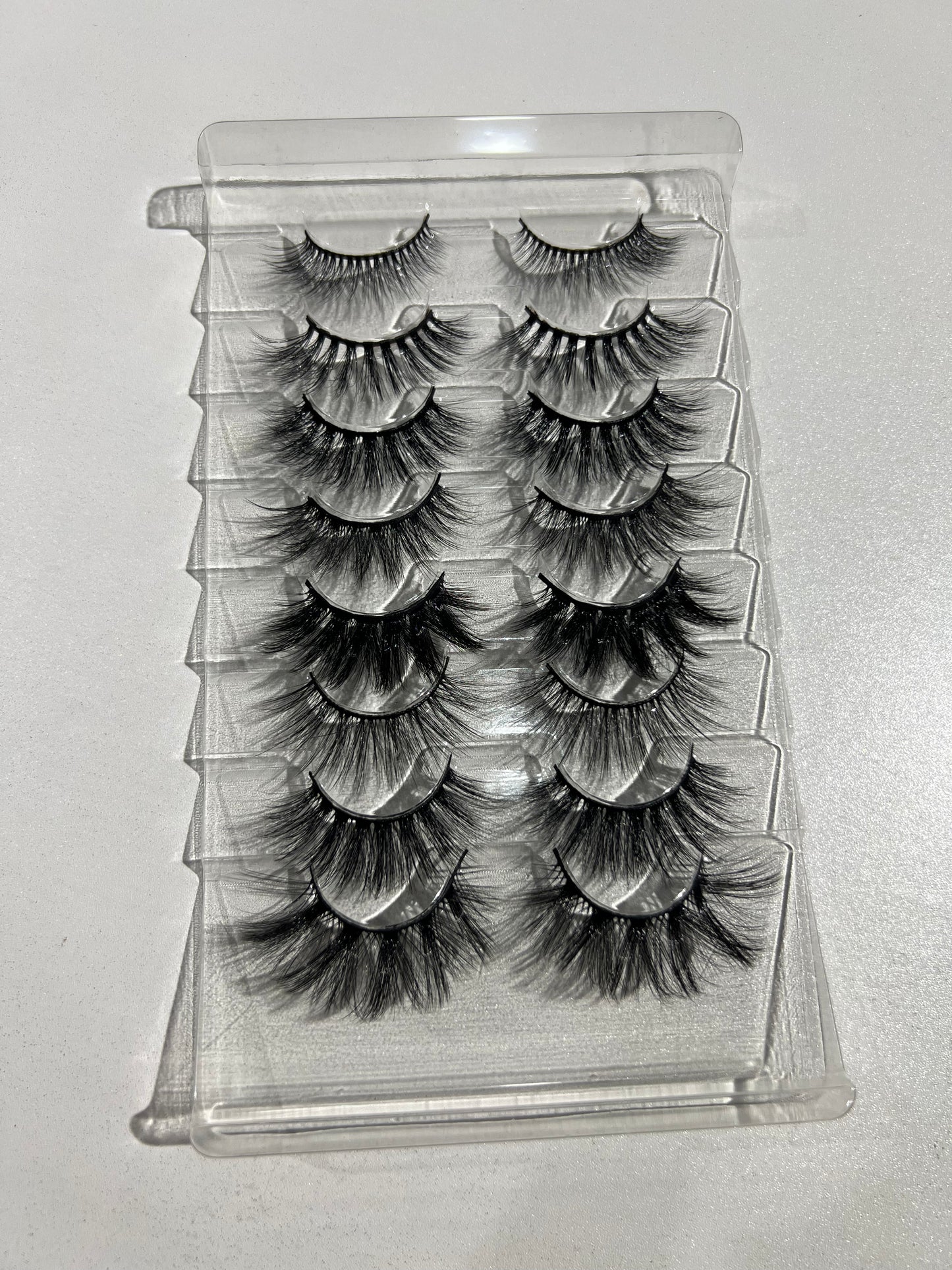 WYNKK 8 in 1 LASH TRAY BOSS CHIC COLLECTION