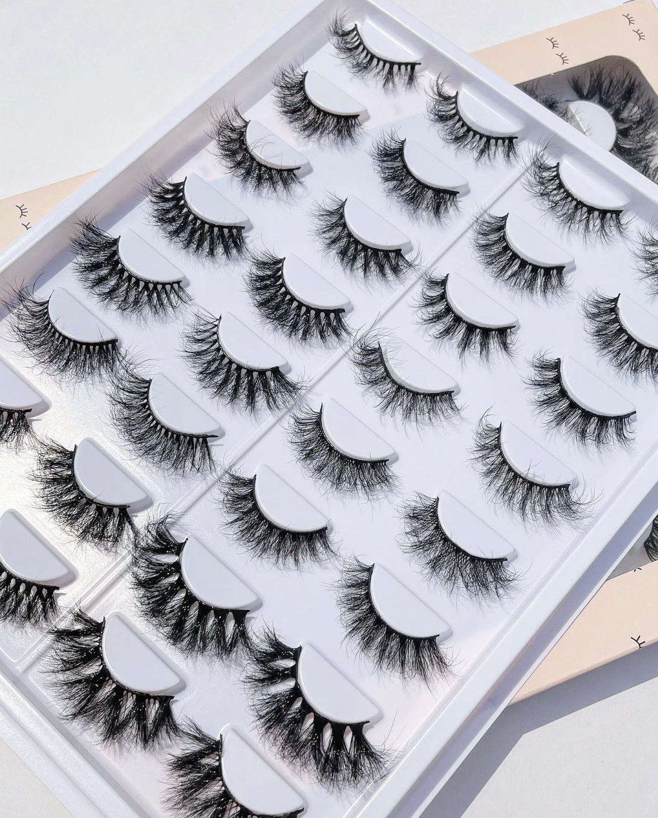 WYNKK 16 in 1 LASH TRAY ‘GOOD GIRL GONE BAD’