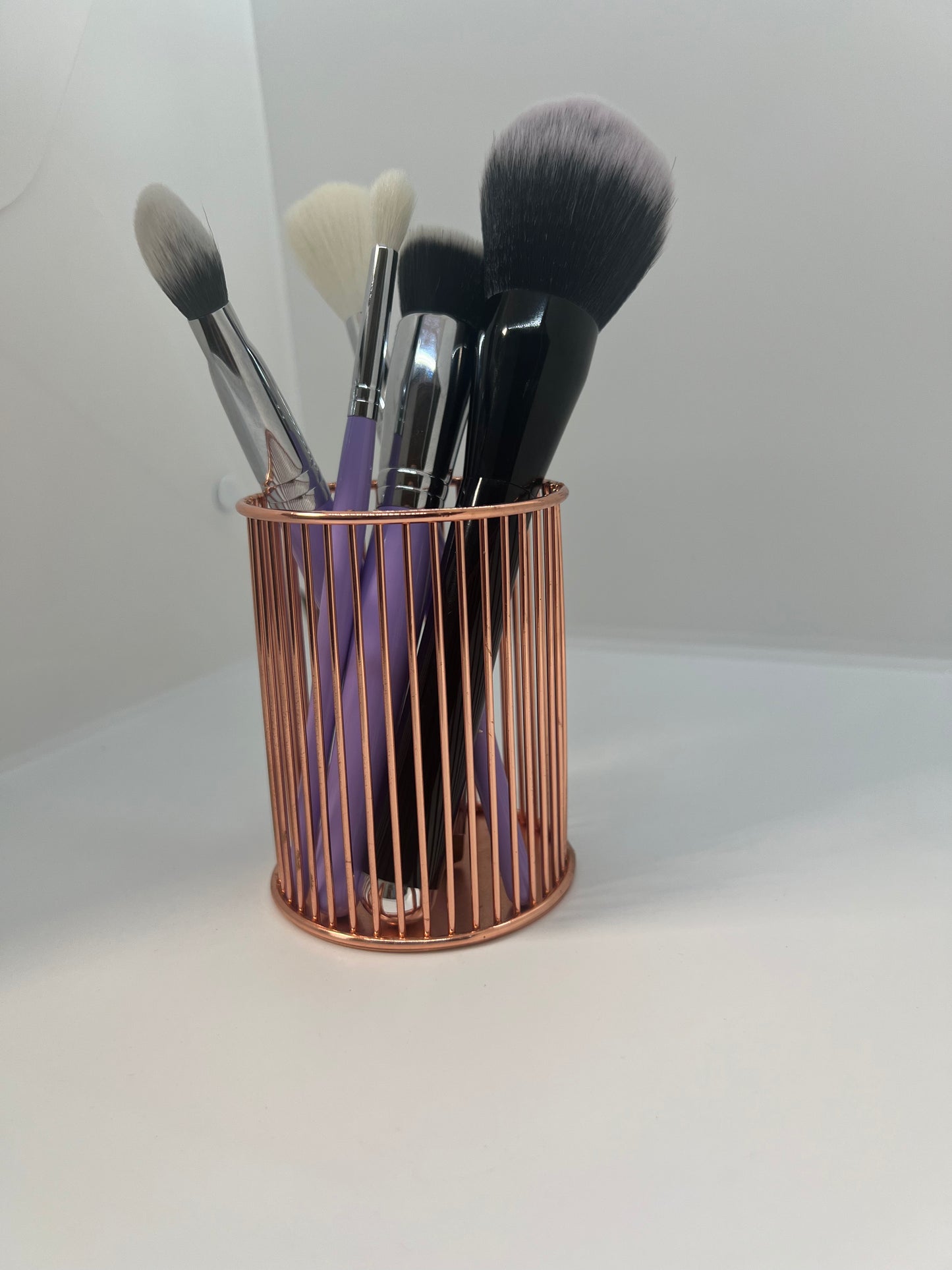 METAL BRUSH BASKET