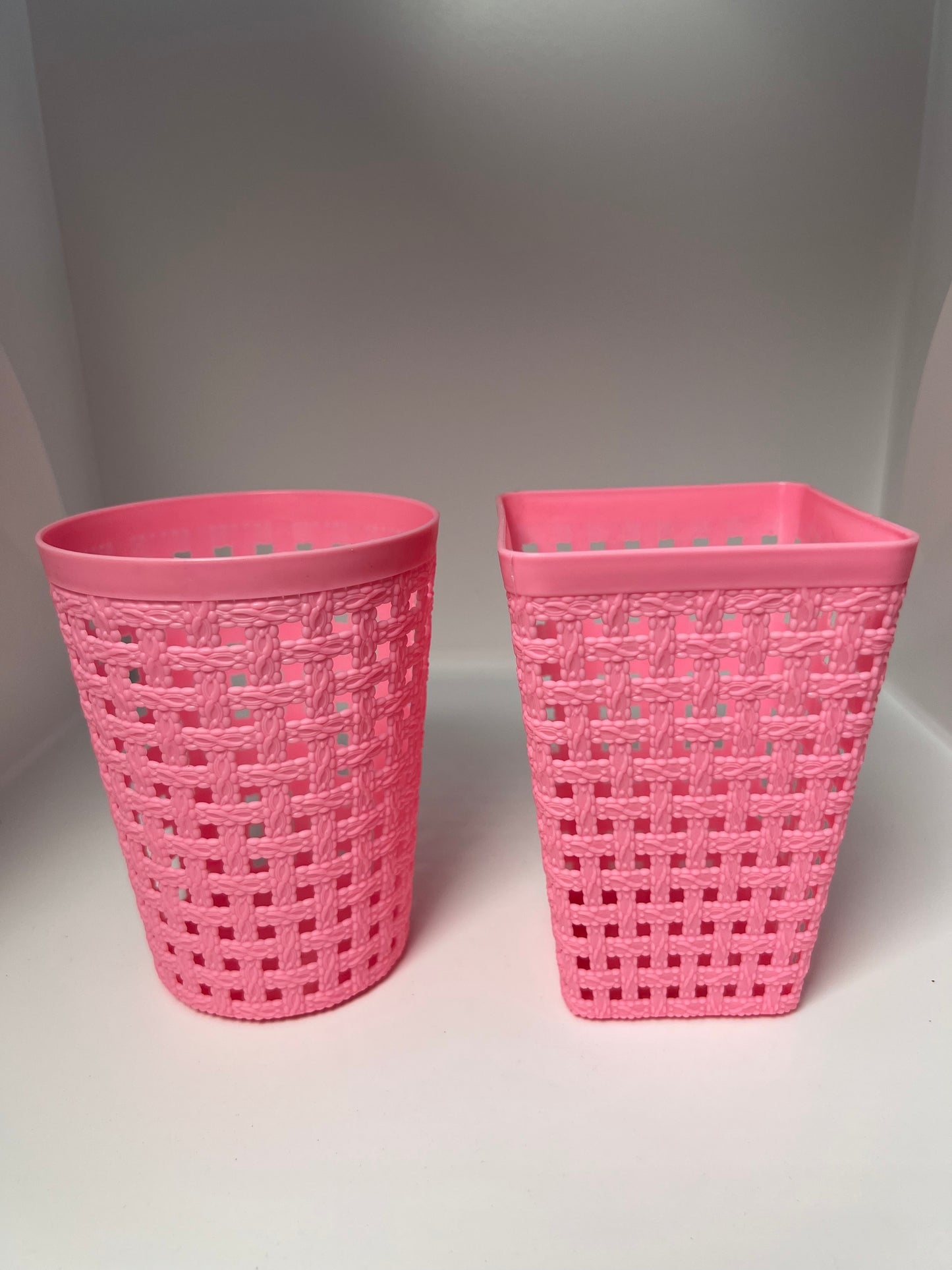 BRUSH BASKET