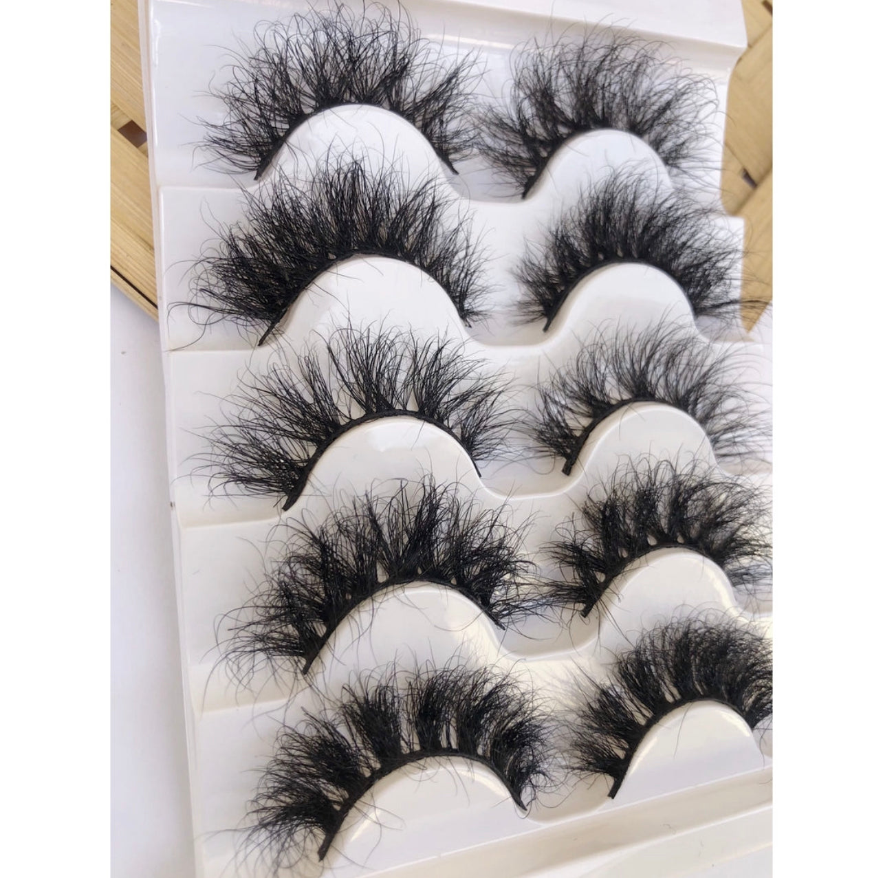 MSMETICS 5 in 1 LASH TRAY ‘HOTTIE’